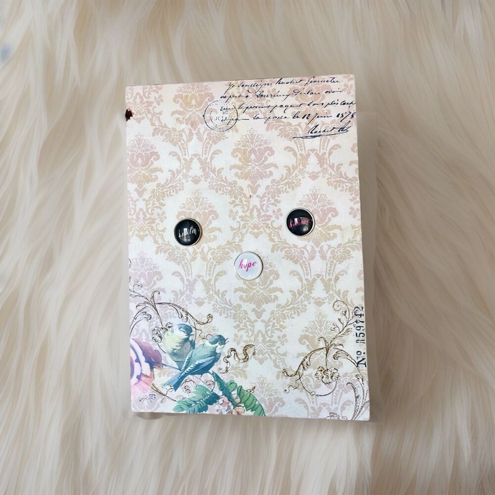 Magnetic Board with 3 magnets - French Country Shabby Chic